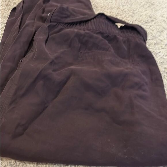 Old Navy  Wide Leg Pants plum color - Picture 5 of 6